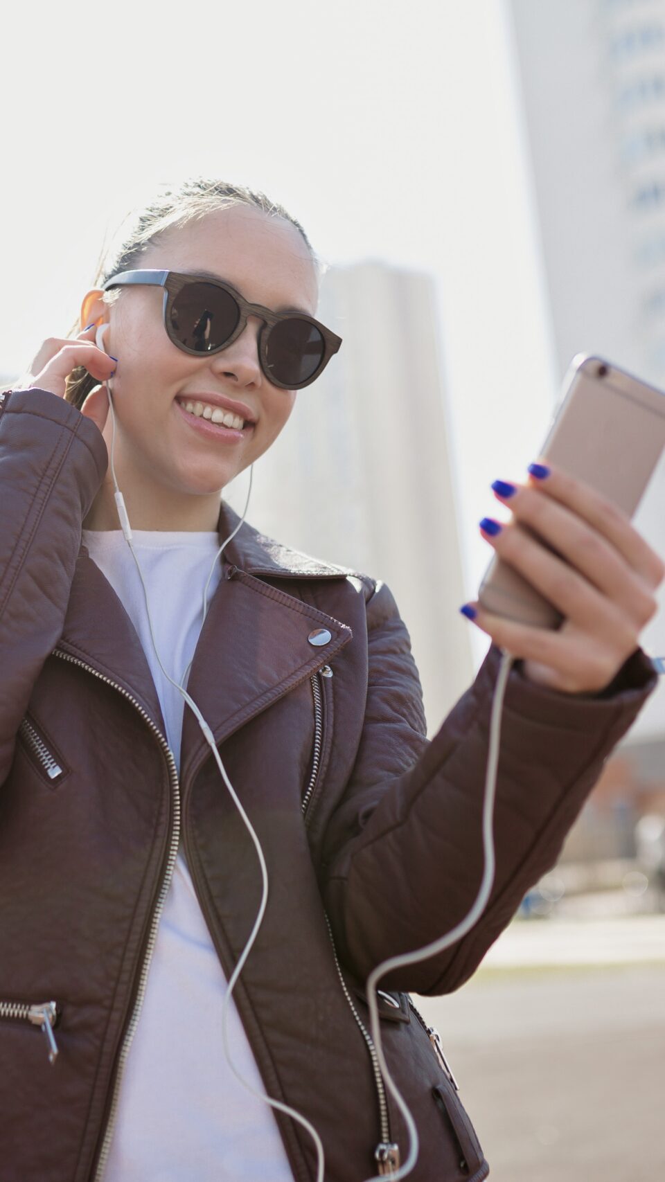 TikTok lanza un programa gratuito de formación para creadores junto a Sundance Institute